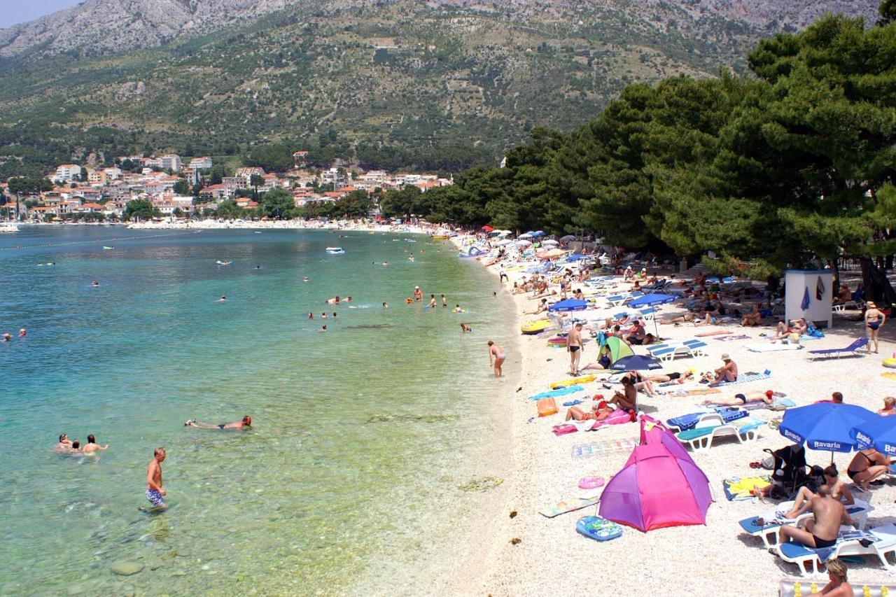 Apartments by the sea Baska Voda, Makarska - 12714 Bagian luar foto